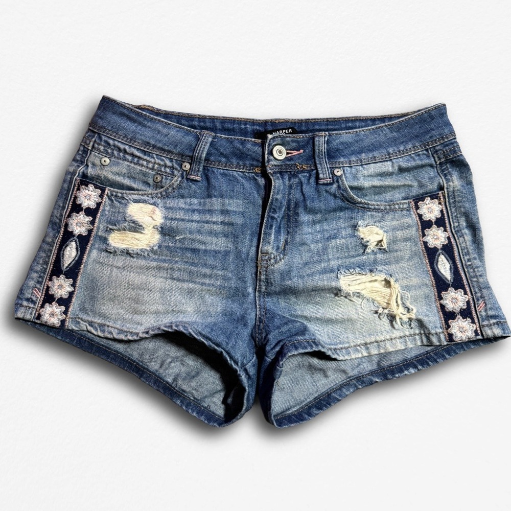 Harper Womens Embroidered Distressed Denim Jean Shorts Blue Boho Size 27